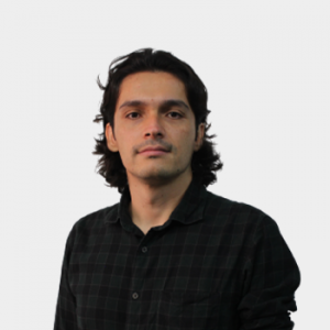 The photo was taken in the foreground, white background and Professor Hernando Yesid Estupiñán Velásquez is located in the center.