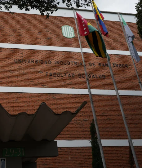 Fotografía de la fachada de la Facultad de Salud