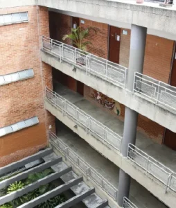 Photo of the internal part of the faculty building.
