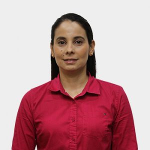 The photo was taken in the foreground, white background and Professor Laura Viviana Galvis, is located in the center.