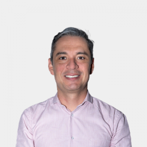 The photo was taken in the foreground, white background and Professor Guillermo Gordillo Galán is located in the centre.