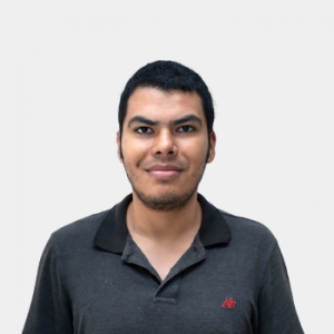 Fotografía frontal del profesor Andres Chacon Capera