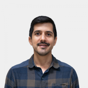Front photograph of Professor Carlos Mario Sanabria