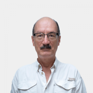 Front photograph of Professor Carlos Uzcategui