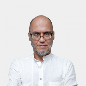 Front photograph of Professor Daniel Rafael Miranda