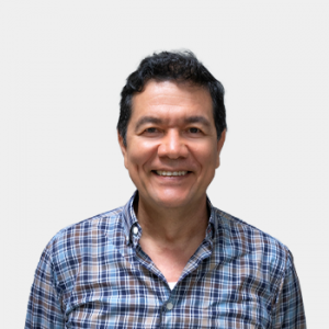 Front photograph of Professor Daniel Ricardo Molina