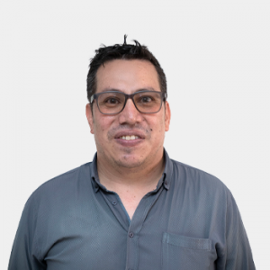Front photograph of Professor Drochss Pettry Valencia Ochoa