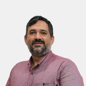 Front photograph of Professor Gilberto Arenas Díaz
