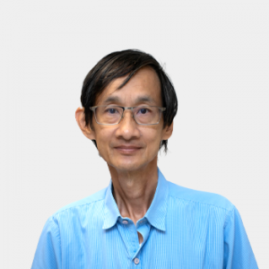 Fotografía frontal del profesor Gustavo Chio Cho