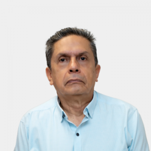 Fotografía frontal del profesor Eduardo Castañeda Pinzón
