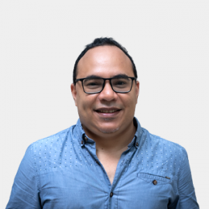 Front photograph of Professor Ronald Eduardo Paternina Salguedo