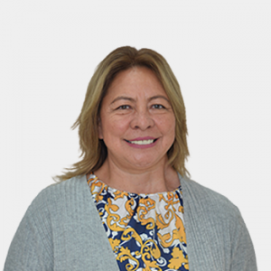 Front photograph of Professor Sofía Pinzón Durán