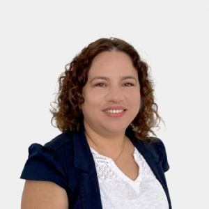 Front photograph of Professor Stelia Carolina Méndez Sánchez