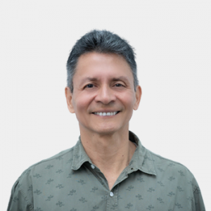 Front photograph of Professor Fabian Alberto Rueda