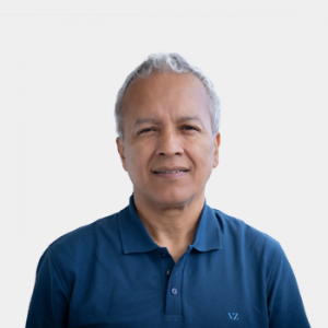 Front photograph of Professor Harold Paredes Gutierrez