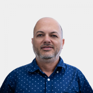 Front photograph of Professor Jorge Hernan Quintero