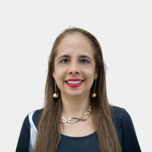 Front photograph of Professor Lina Maria Vera
