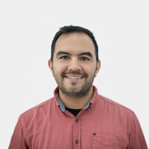 Fotografía frontal del profesor Mauricio Ramirez Castrillon