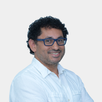 Professor Victor Baldovino, front view