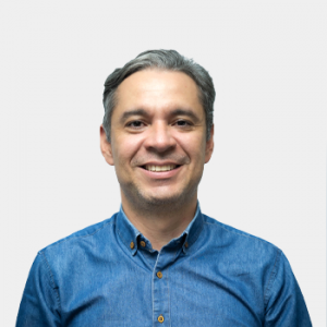 Front photograph of Professor Guillermo Gordillo Galán