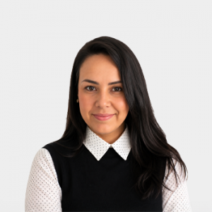 Fotografía frontal de la profesora Jenny Patricia Acevedo