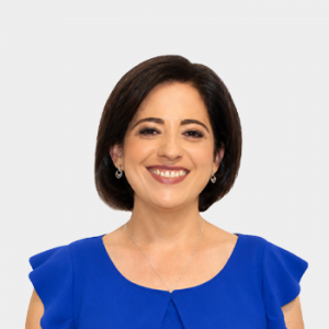 Fotografía frontal de la profesora Lola Xiomara Bautista