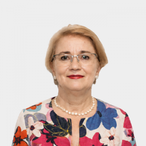Front photograph of Professor Bozena Lechowska