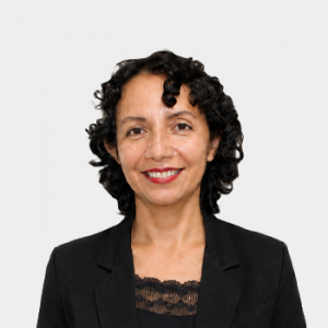 Fotografía frontal del profesora Edga Mireya Uribe Salamanca