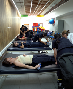 Clase practica de fisioterapia