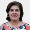 Fotografía frontal de la profesora Maria Solange